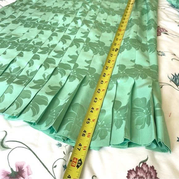 Vintage 80s Adele Simpson 100% Silk Seafoam Green Dress Long Sleeve Pleated 12 - Picture 15 of 16